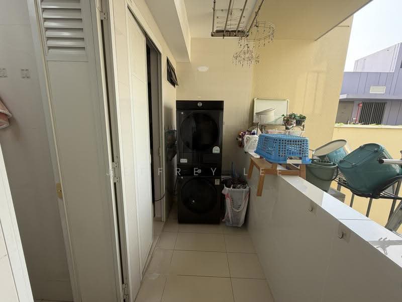 The Amore, 53A Edgedale Plains, Hougang / Punggol / Sengkang, 4 Bedrooms, 1,227 sqft, Condominium For Sale, by Jeffrey Lee, 500245145 - Yard Area - PropertyGuru.com.sg