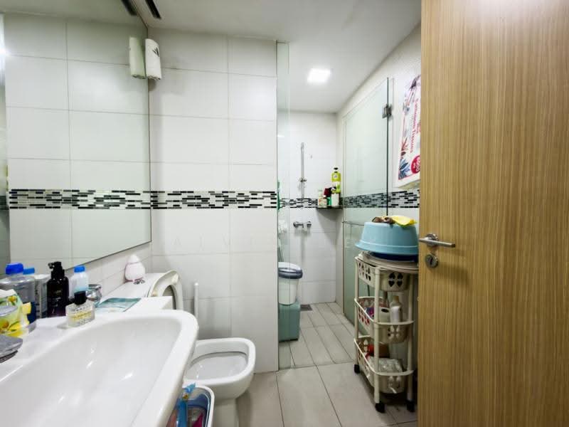 Ripple Bay, 12 Pasir Ris Link, Pasir Ris / Tampines, 2 Bedrooms, 775 sqft, Condominium For Sale, by Alvin Bek, 500245151 - Bathroom - PropertyGuru.com.sg