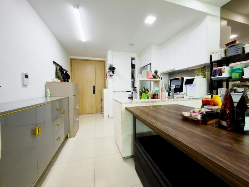 Ripple Bay, 12 Pasir Ris Link, Pasir Ris / Tampines, 2 Bedrooms, 775 sqft, Condominium For Sale, by Alvin Bek, 500245151 - Kitchen - PropertyGuru.com.sg