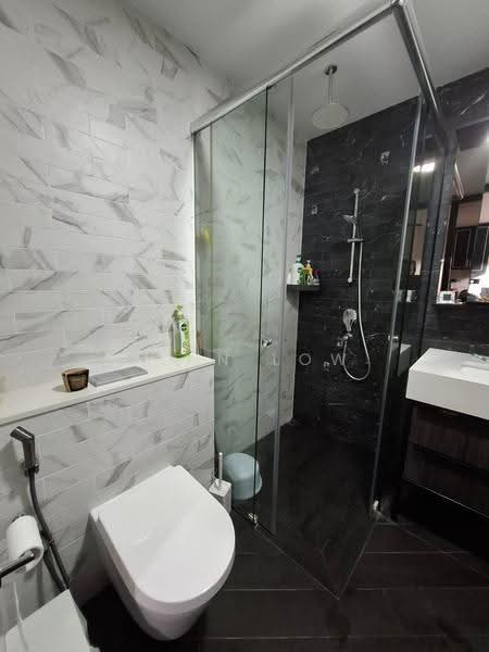 Mayfair Modern, 6 Rifle Range Road, 1 Bedroom, 517 sqft, Condominium For Rent, by Ryan Low, 500245157 - Bathroom - PropertyGuru.com.sg