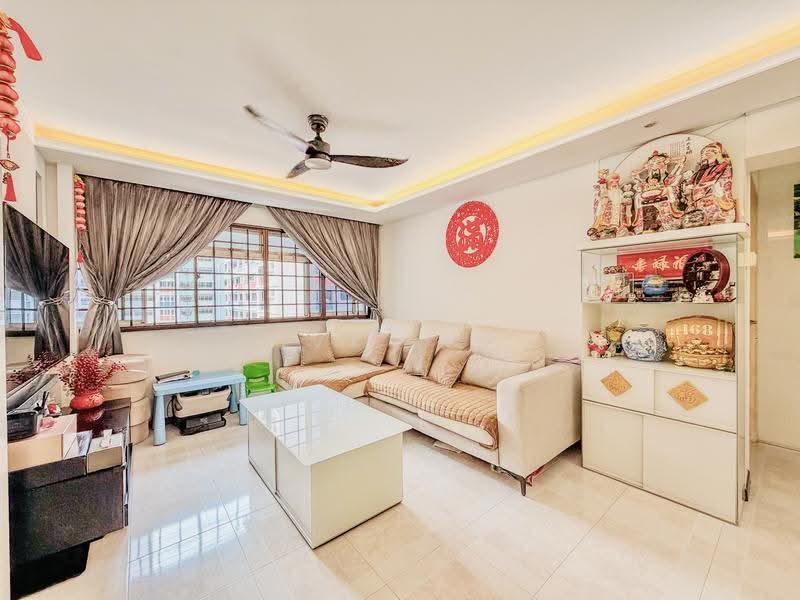540 Choa Chu Kang Street 52, 540 Choa Chu Kang Street 52, 4 Bedrooms, 1,421 sqft, HDB Flat For Sale, by Ivy Lim, 500245161 - Living Room - PropertyGuru.com.sg