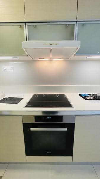 The Sail @ Marina Bay, 6 Marina Boulevard, Boat Quay / Raffles Place / Marina, 3 Bedrooms, 1,900 sqft, Condominium For Rent, by Jean Goh, 500245173 - Kitchen - PropertyGuru.com.sg