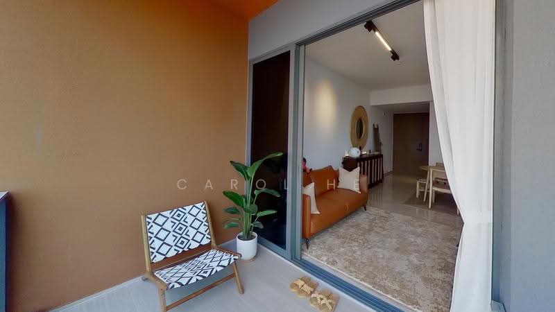 Stirling Residences, 21 Stirling Road, 2 Bedrooms, 635 sqft, Condominium For Sale, by Carol He, 500245177 - Balcony - PropertyGuru.com.sg