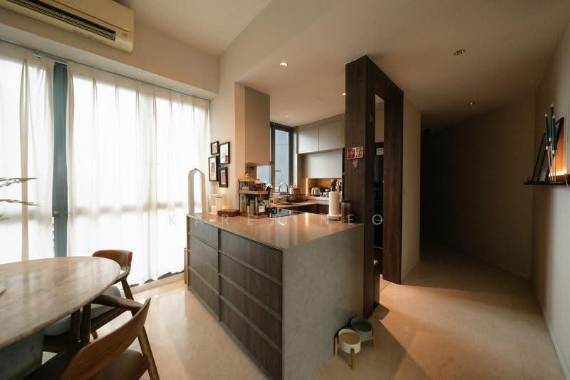 Thomson Three, 21 Bright Hill Drive, 3 Bedrooms, 1,044 sqft, Condominium For Sale, by Karen Neo, 500245190 - Kitchen - PropertyGuru.com.sg