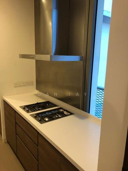 Leedon Residence, 14 Leedon Heights, 4 Bedrooms, 2,508 sqft, Condominium For Sale, by Dan Tay, 500245201 - Kitchen - PropertyGuru.com.sg