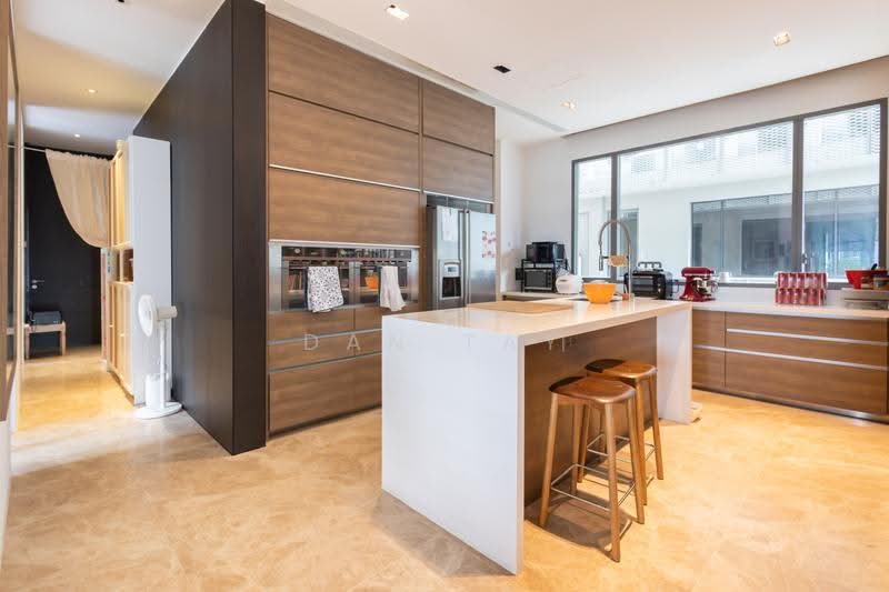 Leedon Residence, 14 Leedon Heights, Tanglin / Holland / Bukit Timah, 4 Bedrooms, 2,508 sqft, Condominium For Sale, by Dan Tay, 500245201 - Kitchen - PropertyGuru.com.sg