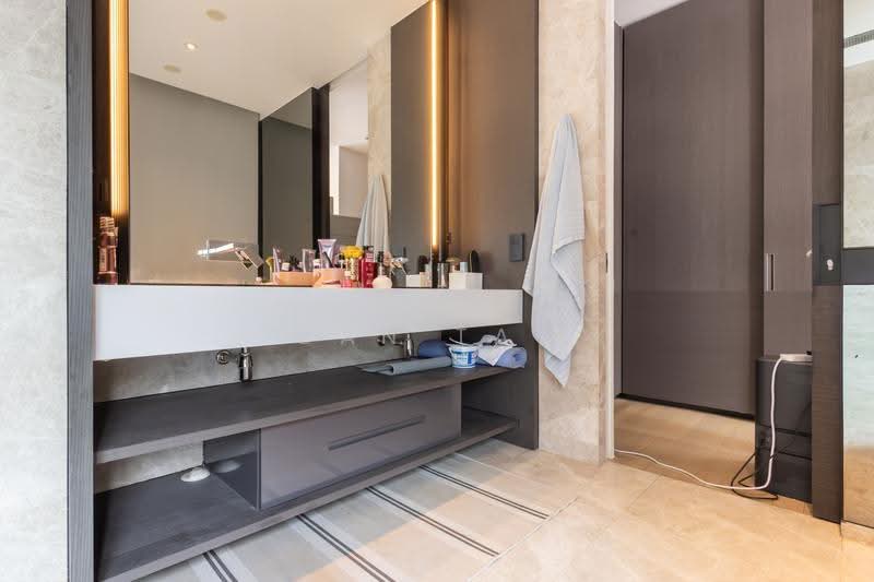 Leedon Residence, 14 Leedon Heights, Tanglin / Holland / Bukit Timah, 4 Bedrooms, 2,508 sqft, Condominium For Sale, by Dan Tay, 500245201 - Bathroom - PropertyGuru.com.sg