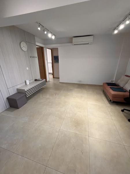 8 Holland Avenue, 8 Holland Avenue, Tanglin / Holland / Bukit Timah, 3 Bedrooms, 882 sqft, HDB Flat For Sale, by Lim Y X, 500245208 - Interior - PropertyGuru.com.sg