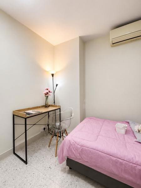 Soo Chow Garden, Soo Chow Garden Road, Room Rental, 150 sqft, Terraced House For Rent, by Celia Chong 张瑂籣, 500245209 - Bedroom - PropertyGuru.com.sg