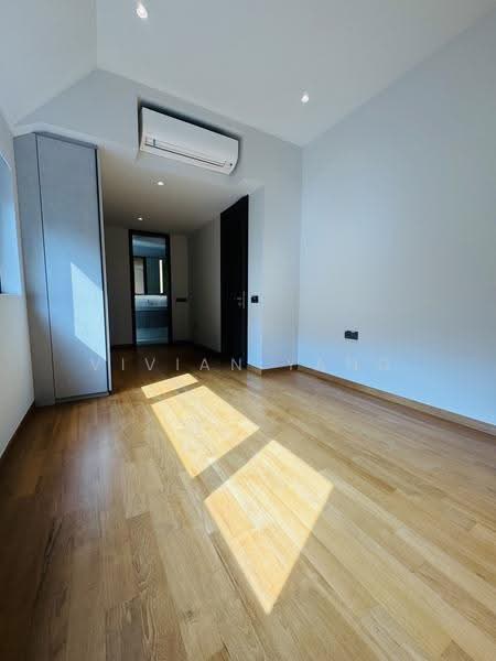 Villas @ Greenbank Park, 50 Greenbank Park, Clementi Park / Upper Bukit Timah, 5 Bedrooms, 5,436 sqft, Semi-Detached House For Sale, by Vivian Yang, 500245210 - Bedroom - PropertyGuru.com.sg