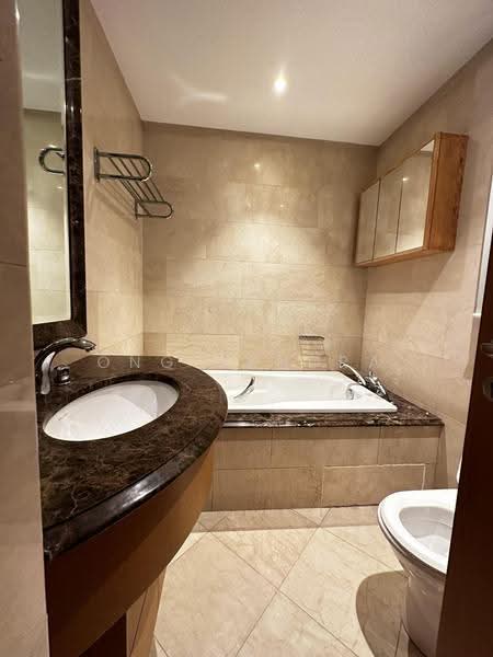 Ardmore Park, 9 Ardmore Park, Tanglin / Holland / Bukit Timah, 4 Bedrooms, 2,885 sqft, Condominium For Rent, by Ong Sandra, 500245211 - Bathroom - PropertyGuru.com.sg