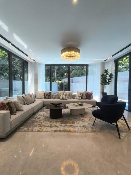 Villas @ Greenbank Park, 50 Greenbank Park, Clementi Park / Upper Bukit Timah, 6 Bedrooms, 8,342 sqft, Bungalow House For Sale, by Vivian Yang, 500245221 - PropertyGuru.com.sg