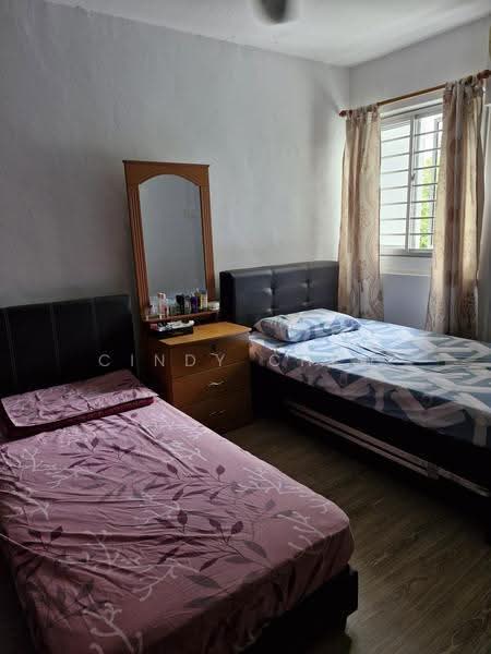296 Tampines Street 22, 296 Tampines Street 22, Pasir Ris / Tampines, Room Rental, 150 sqft, HDB Flat For Rent, by Cindy Chew, 500245223 - Bedroom - PropertyGuru.com.sg