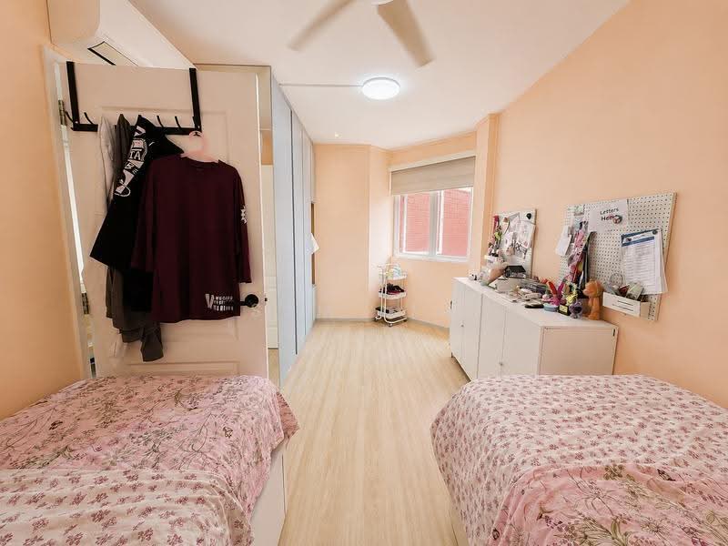 220 Hougang Street 21, 220 Hougang Street 21, 3 Bedrooms, 1,119 sqft, HDB Flat For Sale, by Sam Alakasam, 500245224 - Bedroom - PropertyGuru.com.sg