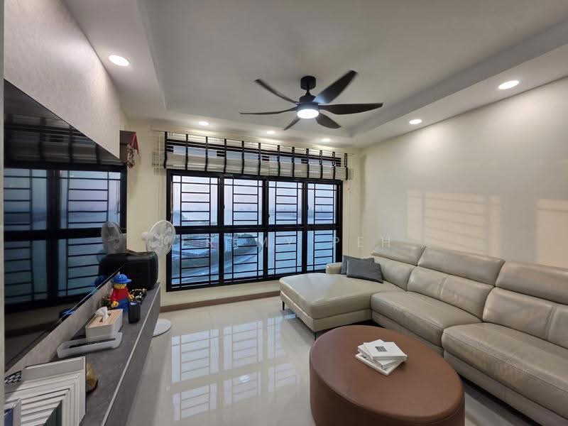 415A Northshore Drive, 415A Northshore Drive, 4 Bedrooms, 1,206 sqft, HDB Flat For Sale, by Jeremy Peh, 500245233 - Living Room - PropertyGuru.com.sg
