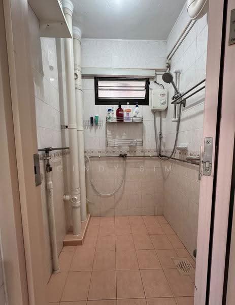 125 Lorong 1 Toa Payoh, 125 Lorong 1 Toa Payoh, 1 Bedroom, 120 sqft, HDB Flat For Rent, by Cindy Sim, 500245239 - PropertyGuru.com.sg