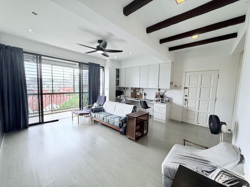 Tanah Merah Mansion, 137 Tanah Merah Kechil Road, 3 Bedrooms, 1,324 sqft, Condominium For Rent, by Yvonne Yang Suet Wan, 500245245 - Living Room - PropertyGuru.com.sg