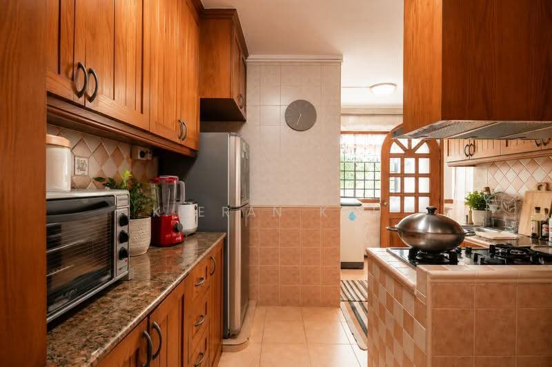 350 Choa Chu Kang Central, 350 Choa Chu Kang Central, 4 Bedrooms, 1,582 sqft, HDB Flat For Sale, by Kieran Koh, 500245250 - Kitchen - PropertyGuru.com.sg