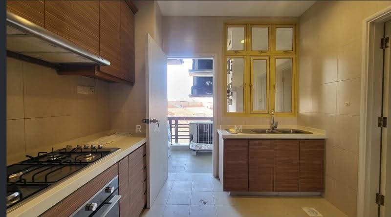 Orange Regency, 101 Fernhill Road, Tanglin / Holland / Bukit Timah, 3 Bedrooms, 2,421 sqft, Apartment For Rent, by Ray Lim, 500245263 - Kitchen - PropertyGuru.com.sg
