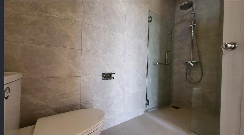 Orange Regency, 101 Fernhill Road, Tanglin / Holland / Bukit Timah, 3 Bedrooms, 2,421 sqft, Apartment For Rent, by Ray Lim, 500245263 - PropertyGuru.com.sg