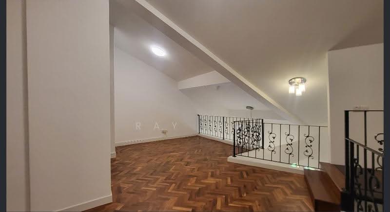 Orange Regency, 101 Fernhill Road, Tanglin / Holland / Bukit Timah, 3 Bedrooms, 2,421 sqft, Apartment For Rent, by Ray Lim, 500245263 - PropertyGuru.com.sg