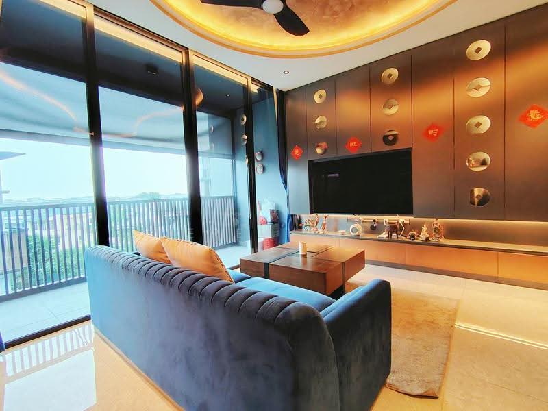 Parc Komo, 969 Upper Changi Road North, Changi Airport / Changi Village, 4 Bedrooms, 1,292 sqft, Condominium For Sale, by Jeremy He, 500245265 - Living Room - PropertyGuru.com.sg