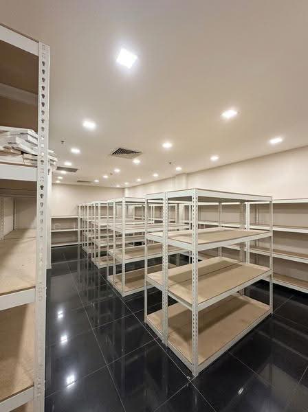Sim Lim Square, 1 1, Beach Road / Bugis / Rochor, 1,327 sqft, Other Retail For Rent, by Cheryl Chua, 500245290 - CommercialGuru.com.sg