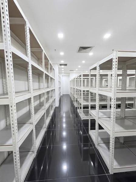Sim Lim Square, 1 1, Beach Road / Bugis / Rochor, 1,327 sqft, Other Retail For Rent, by Cheryl Chua, 500245290 - CommercialGuru.com.sg