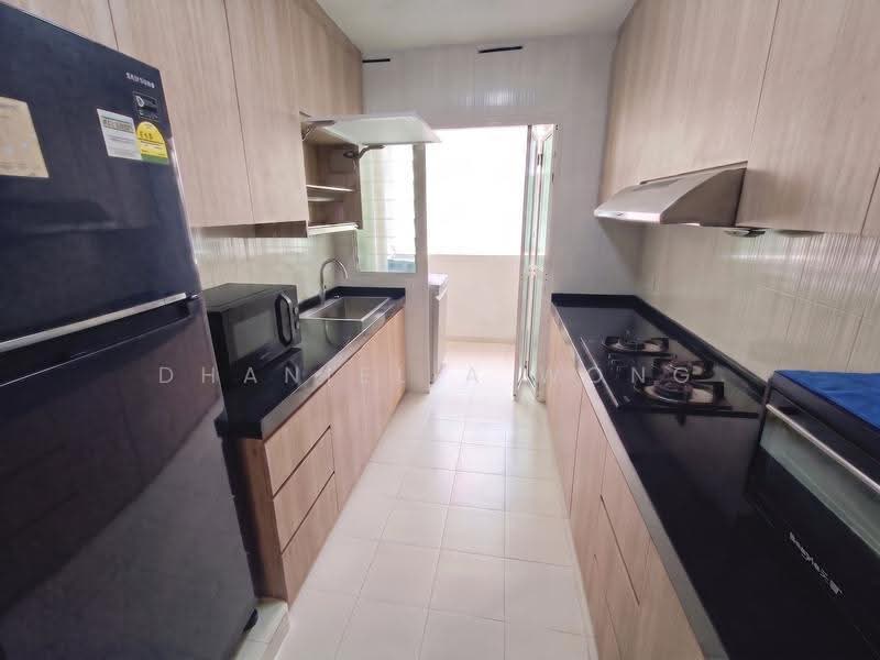 296C Bukit Batok Street 22, 296C Bukit Batok Street 22, Dairy Farm / Bukit Panjang / Choa Chu Kang, 3 Bedrooms, 1,216 sqft, HDB Flat For Sale, by Dhaniel A Wong, 500245298 - Kitchen - PropertyGuru.com.sg