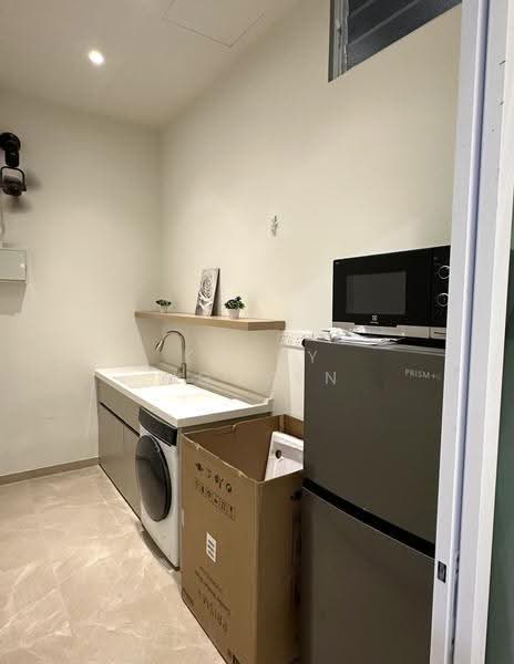 1-Bedroom Apartment In East Coast Road, East Coast Road, 1 Bedroom, 500 sqft, Apartment For Rent, by Kathy Nguyen, 500245305 - Interior - PropertyGuru.com.sg