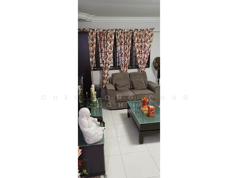 53 Kent Road, 53 Kent Road, Farrer Park / Serangoon Rd, Room Rental, 150 sqft, HDB Flat For Rent, by Chee Kong Chng John, 500245309 - Living Room - PropertyGuru.com.sg