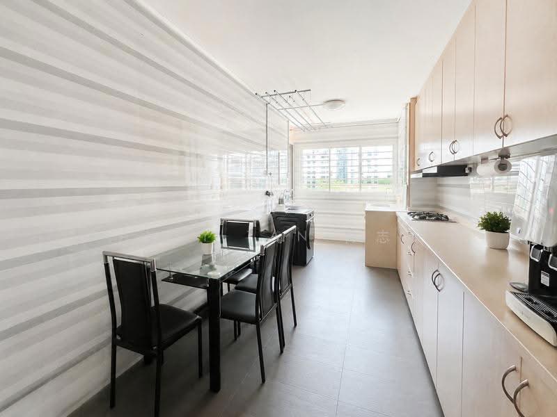 264 Bukit Batok East Avenue 4, 264 Bukit Batok East Avenue 4, 3 Bedrooms, 1,108 sqft, HDB Flat For Sale, by Andy Tan 陈志豪, 500245310 - Kitchen - PropertyGuru.com.sg