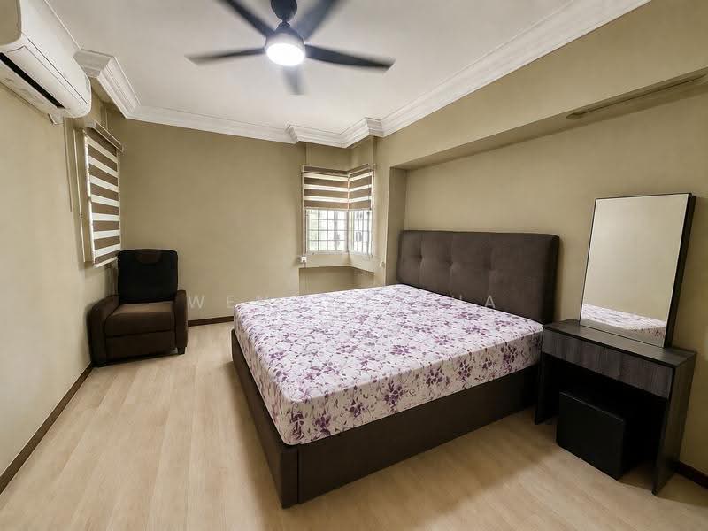 250B Compassvale Street, 250B Compassvale Street, Hougang / Punggol / Sengkang, 3 Bedrooms, 1,399 sqft, HDB Flat For Sale, by Wendy Chua, 500245320 - Master Bedroom - PropertyGuru.com.sg