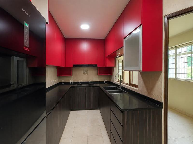 250B Compassvale Street, 250B Compassvale Street, Hougang / Punggol / Sengkang, 3 Bedrooms, 1,399 sqft, HDB Flat For Sale, by Wendy Chua, 500245320 - Kitchen - PropertyGuru.com.sg