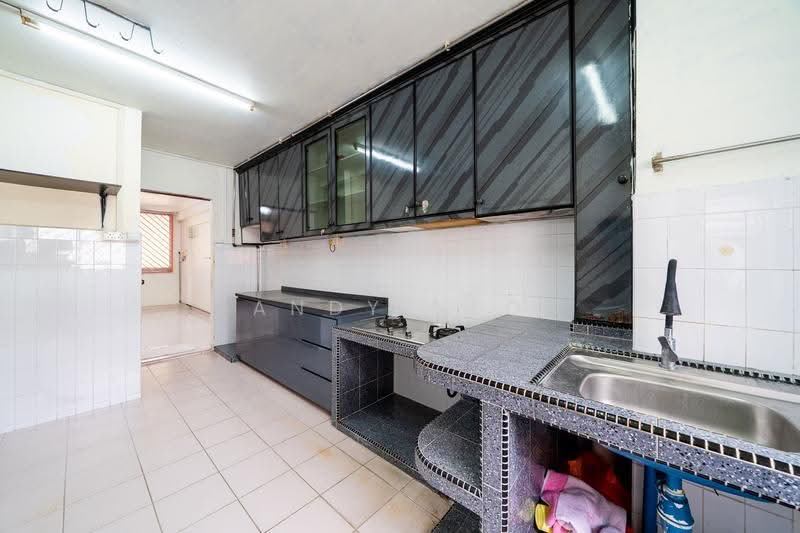 261 Serangoon Central Drive, 261 Serangoon Central Drive, Hougang / Punggol / Sengkang, 2 Bedrooms, 689 sqft, HDB Flat For Sale, by Andy Neo, 500245323 - Kitchen - PropertyGuru.com.sg