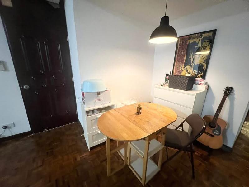 Orchard Towers, 1 Claymore Drive, Room Rental, 130 sqft, Apartment For Rent, by Alan Loh, 500245328 - PropertyGuru.com.sg