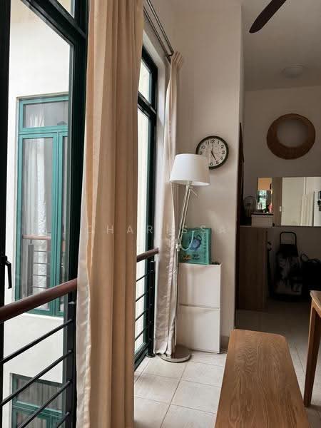 Tiong Bahru Apartment, Eng Hoon Street, 2 Bedrooms, 650 sqft, Apartment For Rent, by Charissa Lim, 500245333 - Interior - PropertyGuru.com.sg