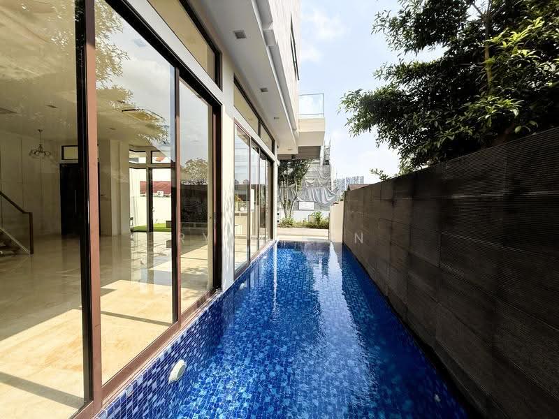 Thomson Ridge, Thomson Ridge, 6 Bedrooms, 5,000 sqft, Semi-Detached House For Rent, by Ryan Han, 500245340 - Exterior - PropertyGuru.com.sg