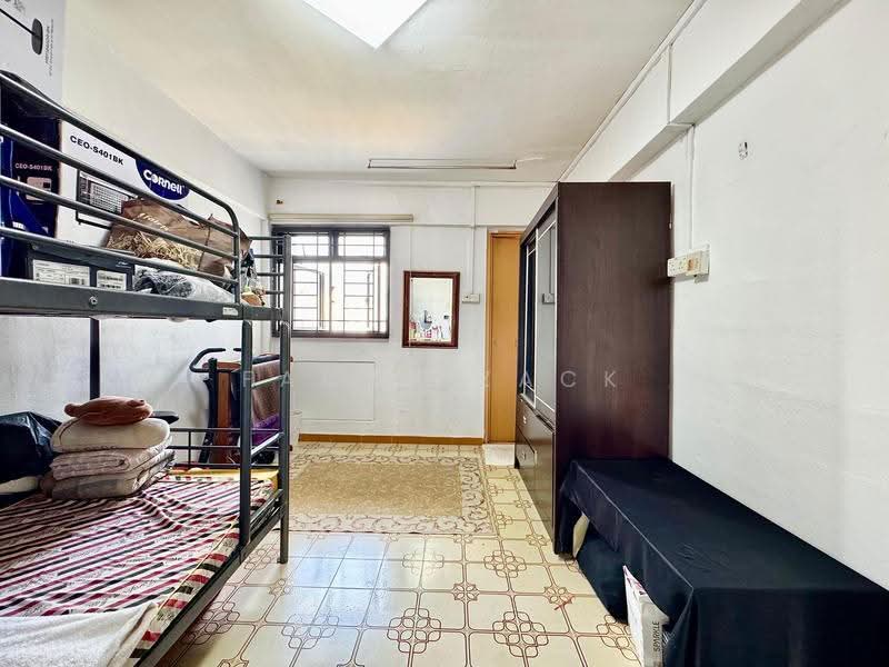 554 Bedok North Street 3, 554 Bedok North Street 3, 2 Bedrooms, 732 sqft, HDB Flat For Sale, by Farah Zack, 500245341 - Bedroom - PropertyGuru.com.sg