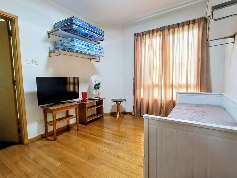 Edelweiss Park Condo, 90 Flora Road, Changi Airport / Changi Village, 4 Bedrooms, 1,625 sqft, Condominium For Sale, by Jeffrey Ng, 500245342 - Bedroom - PropertyGuru.com.sg