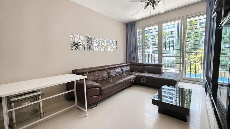The Esparis, 7A Pasir Ris Drive 4, 3 Bedrooms, 1,292 sqft, Condominium For Sale, by Jose Loh Zhenhao, 500245357 - Living Room - PropertyGuru.com.sg