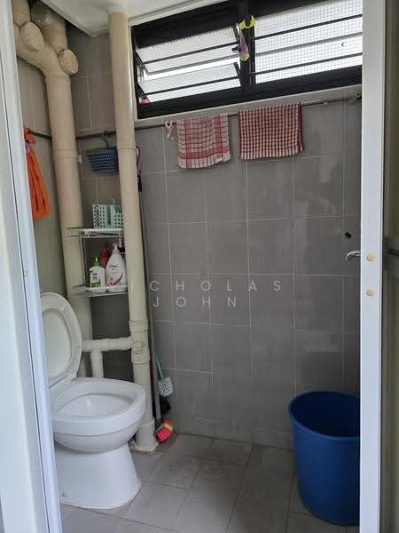 191 Boon Lay Drive, 191 Boon Lay Drive, 1 Bedroom, 473 sqft, HDB Flat For Sale, by Nicholas John, 500245360 - Bathroom - PropertyGuru.com.sg