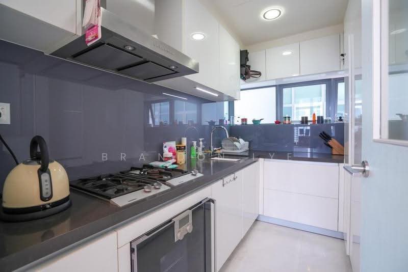 Lincoln Suites, 1 Khiang Guan Avenue, Newton / Novena, 2 Bedrooms, 1,033 sqft, Condominium For Sale, by Brandon Lye, 500245364 - Kitchen - PropertyGuru.com.sg