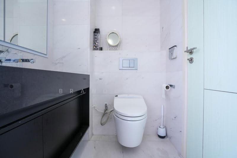 Lincoln Suites, 1 Khiang Guan Avenue, Newton / Novena, 2 Bedrooms, 1,033 sqft, Condominium For Sale, by Brandon Lye, 500245364 - Bathroom - PropertyGuru.com.sg