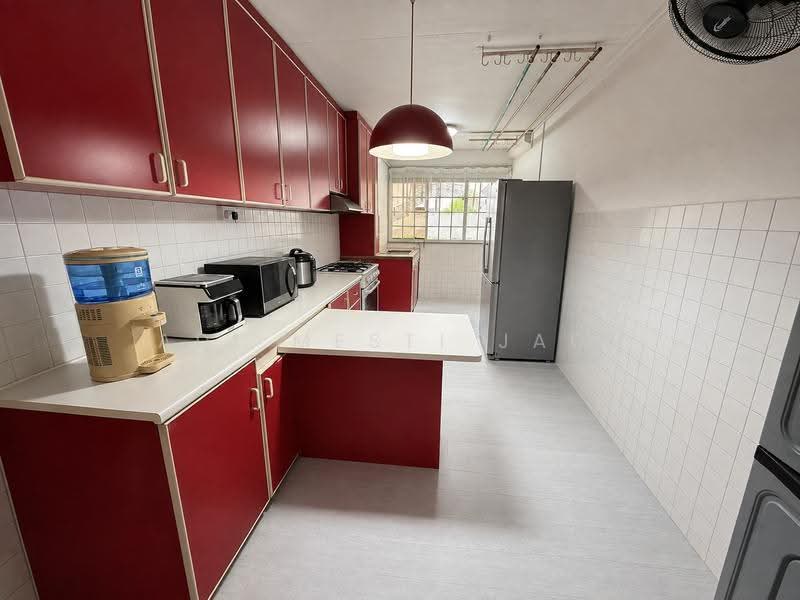 854 Tampines Street 82, 854 Tampines Street 82, Pasir Ris / Tampines, 3 Bedrooms, 1,108 sqft, HDB Flat For Sale, by Adi Mesti Jadi, 500245368 - Kitchen - PropertyGuru.com.sg