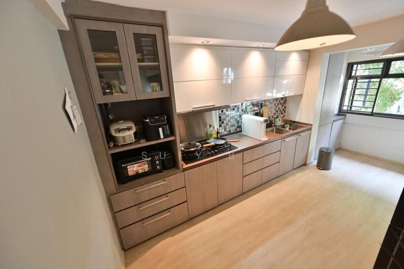715 Bedok Reservoir Road, 715 Bedok Reservoir Road, Bedok / Upper East Coast, 3 Bedrooms, 1,302 sqft, HDB Flat For Sale, by Sufy B., 500245379 - Kitchen - PropertyGuru.com.sg