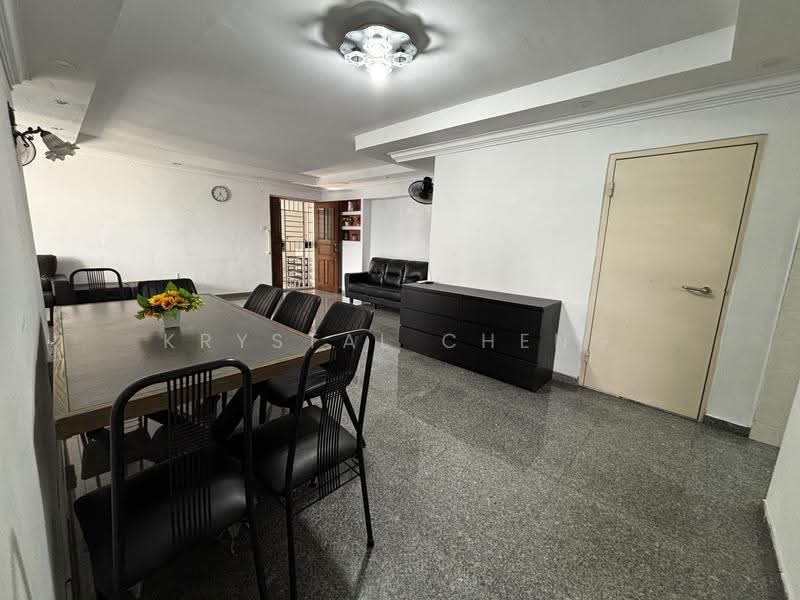 126A Edgedale Plains, 126A Edgedale Plains, 3 Bedrooms, 1,184 sqft, HDB Flat For Sale, by Krystal Cheng, 500245381 - Living Room - PropertyGuru.com.sg