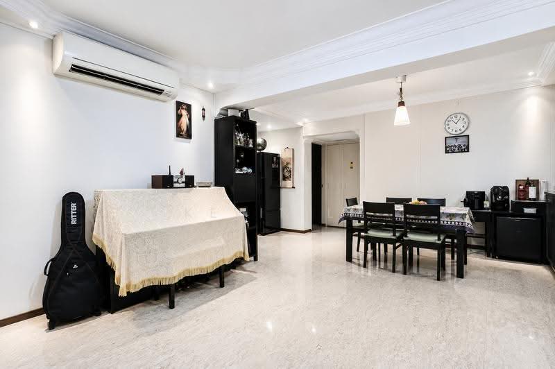 345 Kang Ching Road, 345 Kang Ching Road, 3 Bedrooms, 1,098 sqft, HDB Flat For Sale, by Kevin Li, 500245384 - Living Room - PropertyGuru.com.sg