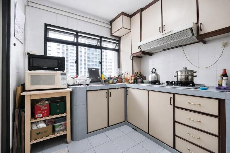 345 Kang Ching Road, 345 Kang Ching Road, 3 Bedrooms, 1,098 sqft, HDB Flat For Sale, by Kevin Li, 500245384 - Kitchen - PropertyGuru.com.sg