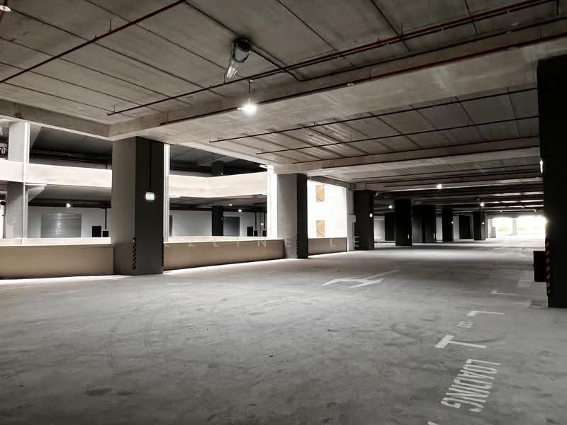 Tampines Connection, 2 Tampines North Drive 4, Pasir Ris / Tampines, 1,927 sqft, Factory / Workshop (B2) For Rent, by Ezline Lee, 500245387 - Car Park - CommercialGuru.com.sg